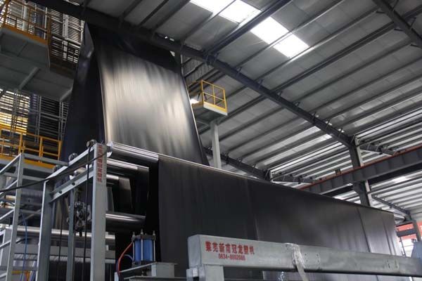 2Layers-co-extrusion-geomembrane-production-line.jpg