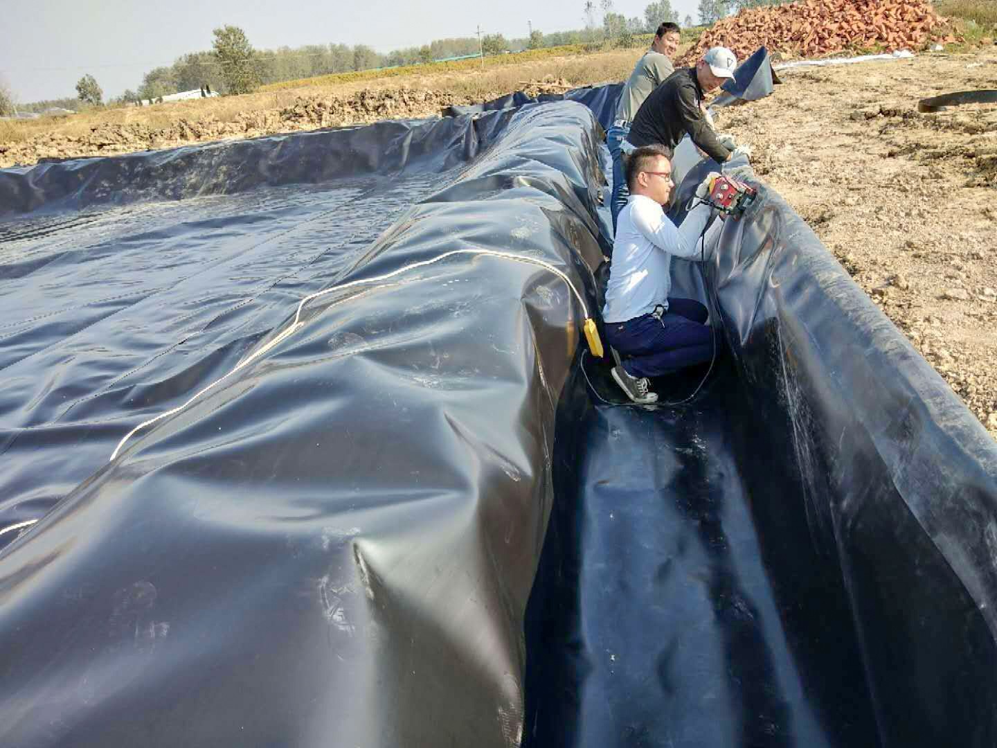 Geomembrane construction method detailed rules